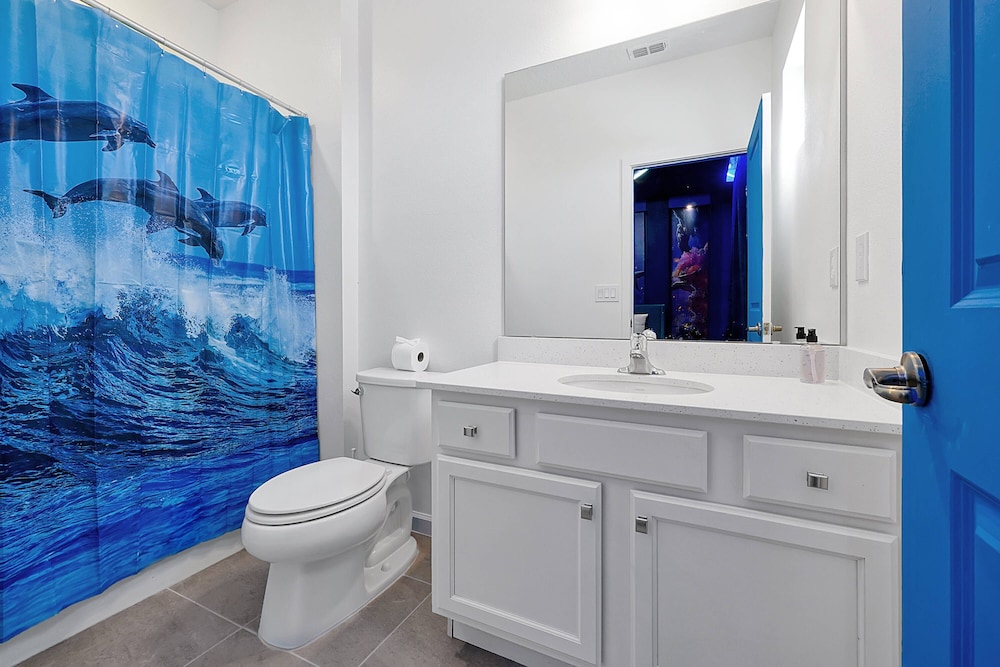 Luxury and Sophisticated 15 BR Ensuite