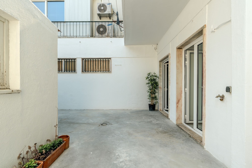 Estrela House II by Homing