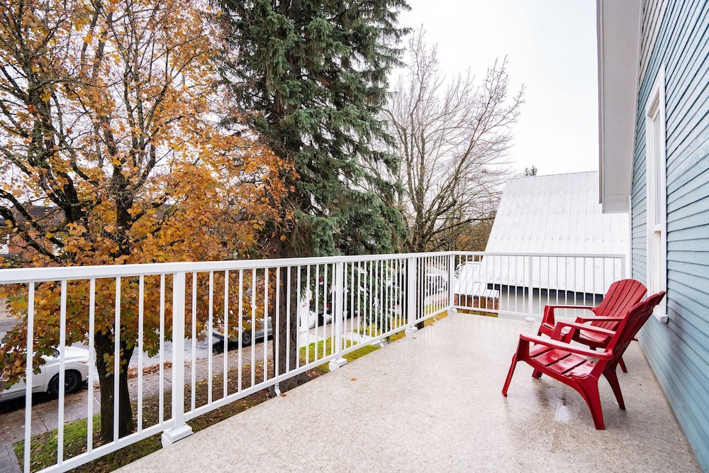 509 Mackenzie by Revelstoke Vacations