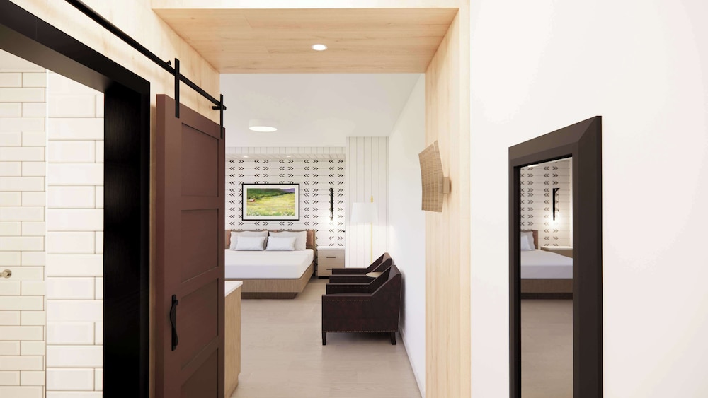 Skaneateles Fields Resort & Spa, Curio Collection By Hilton