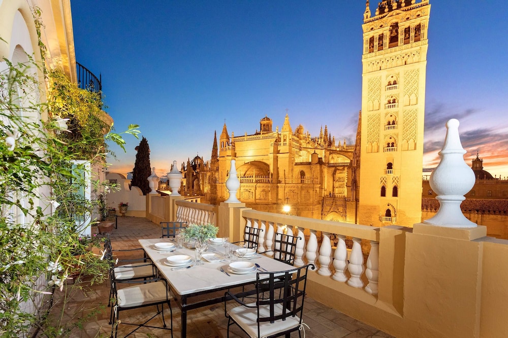 Unique Penthouse Giralda Views. Virgen de los Reyes