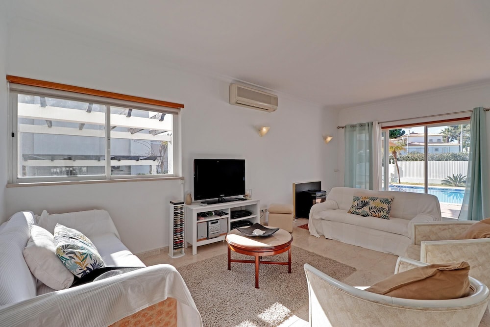 Villa LI in Vilamoura view 2