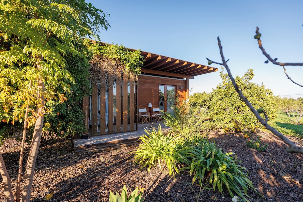 Laranjal Farm House