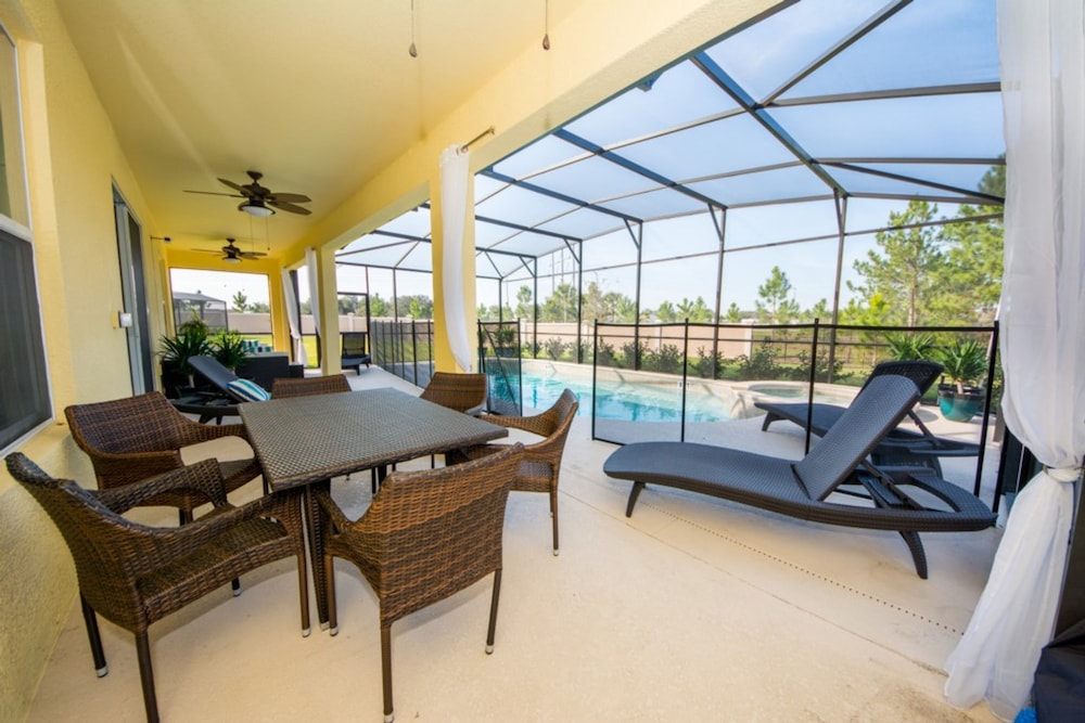 Solterra 4043 view 3