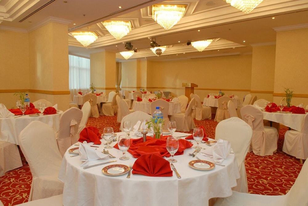 Abu Dhabi Vacations - Grand Continental Hotel - Property Image 11