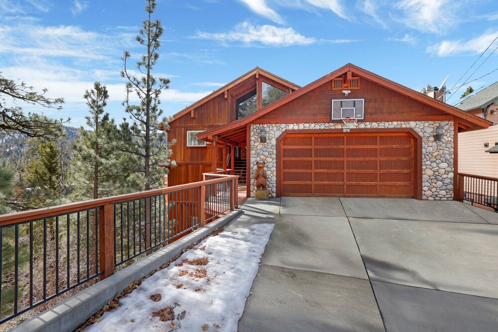 Menlo Slope View Chalet #2233
