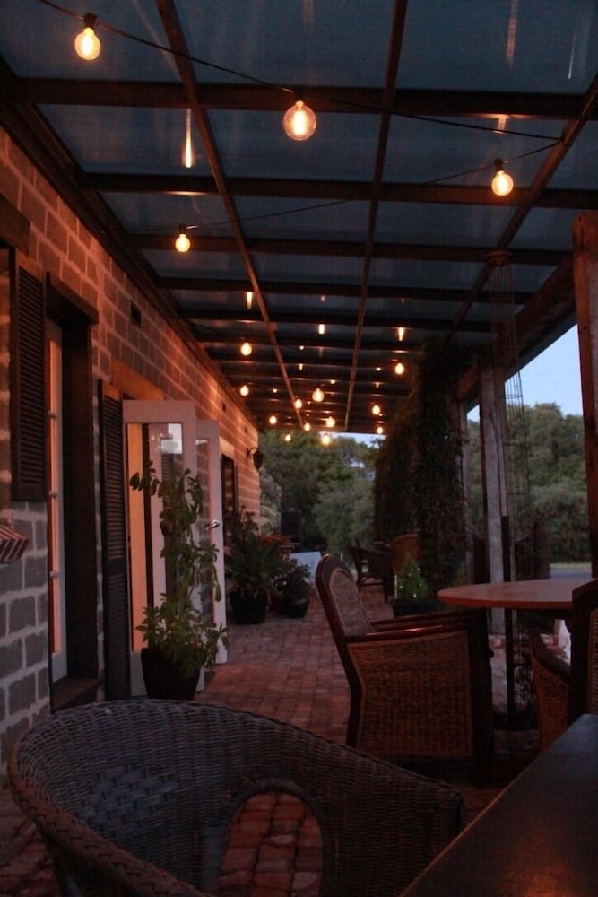 Bakehouse '38 Restaurant & Guesthouse