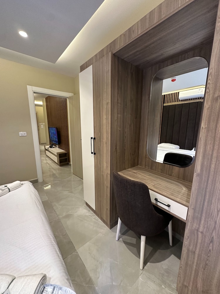 Charming Amman Apartment With Terrace and Garden