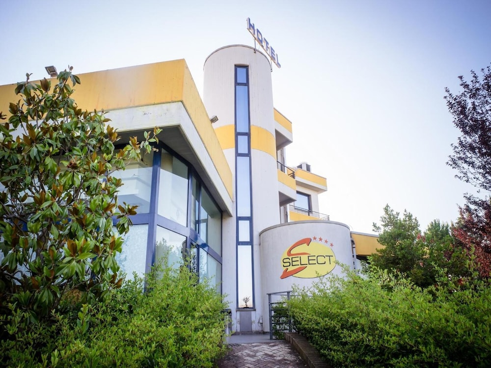 Hotel Select Wellness & Spa