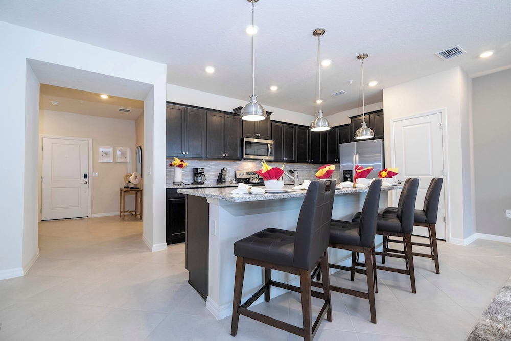 Luxury Private Pool & Themed Rooms Close To Disney 1282