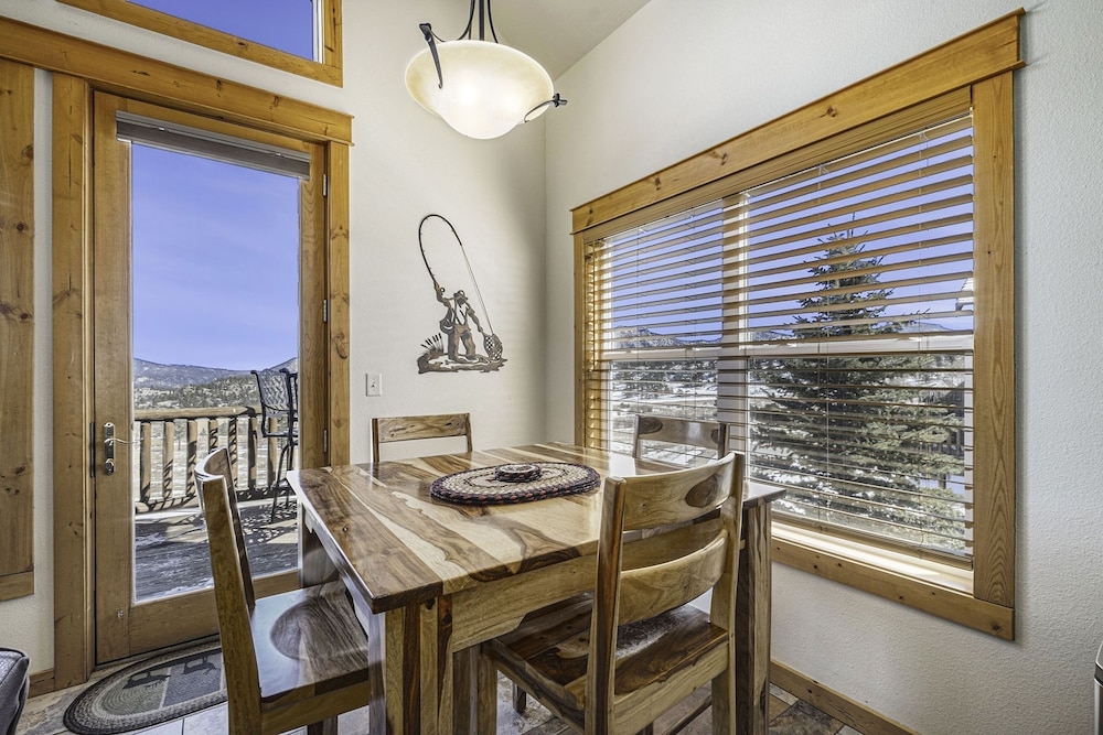 Estes Park Vacation Lodging