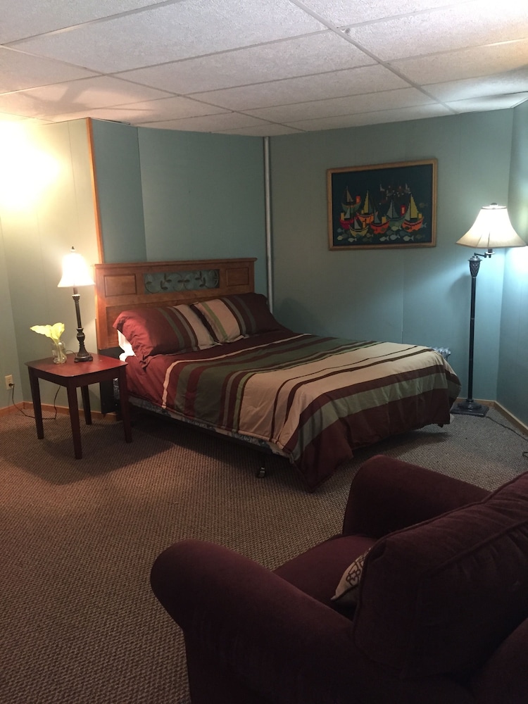 The Wheelhouse Inn