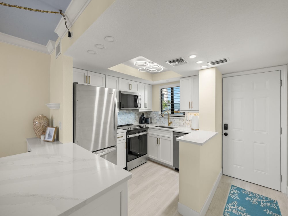 Seaside 1 by Distinctive Beach Rentals