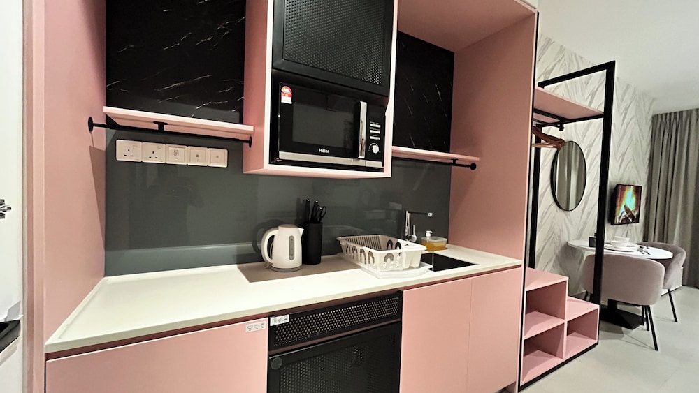 The Paxtonz by Manhattan Group