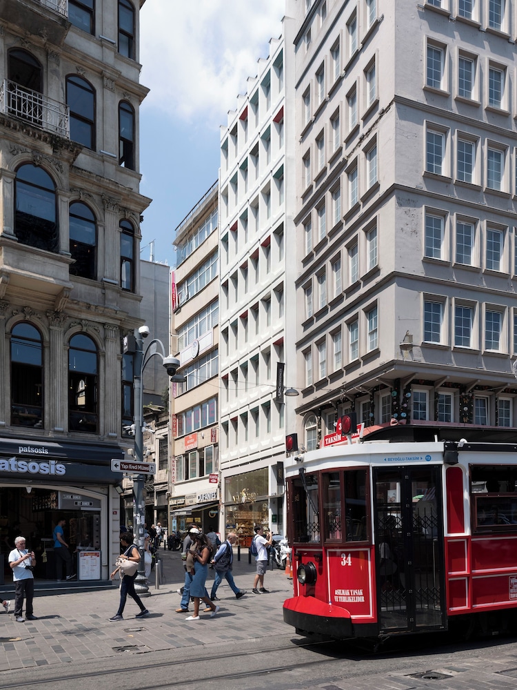 TAKSiM JUNO RESİDENCES