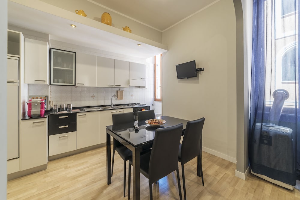 Vittorio Emanuele Apartment