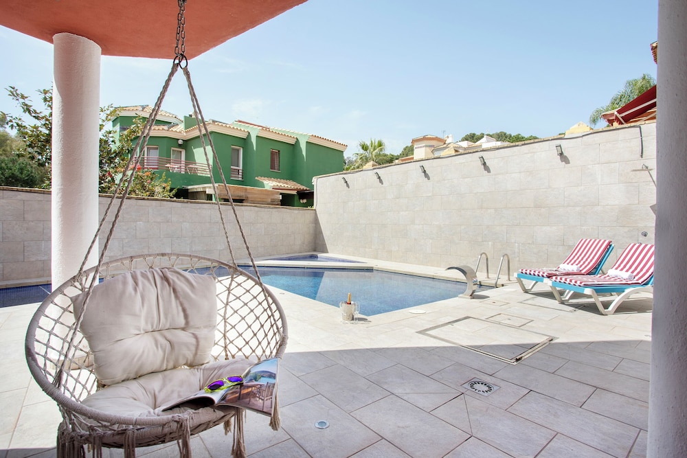 Sunstay Chalet La Colina Torremolinos