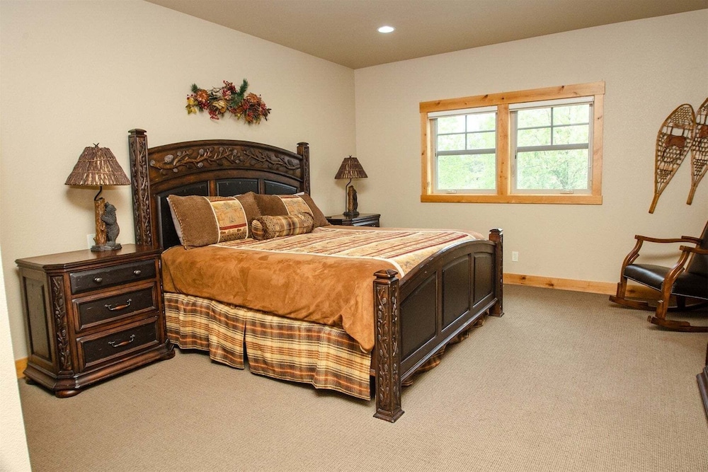 Vista 14 5 Bedroom Home
