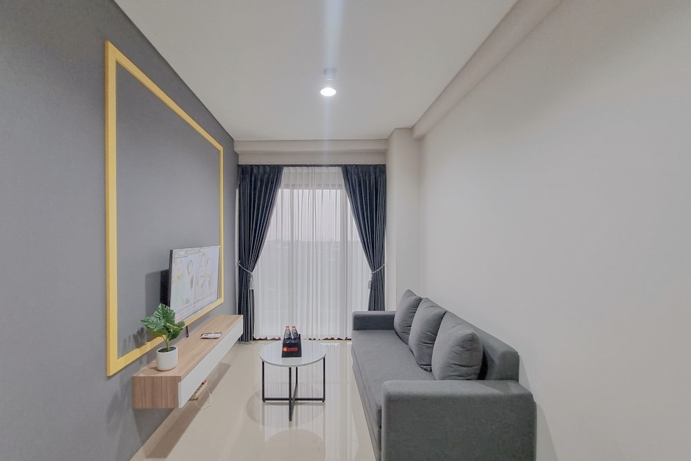 Minimalist 1Br At Patraland Amarta Apartment