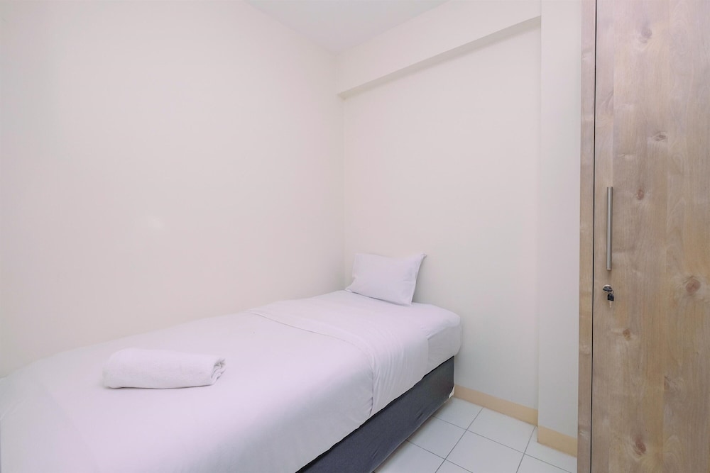 Classic and Minimalist 2BR at Podomoro Golf View Apartment
