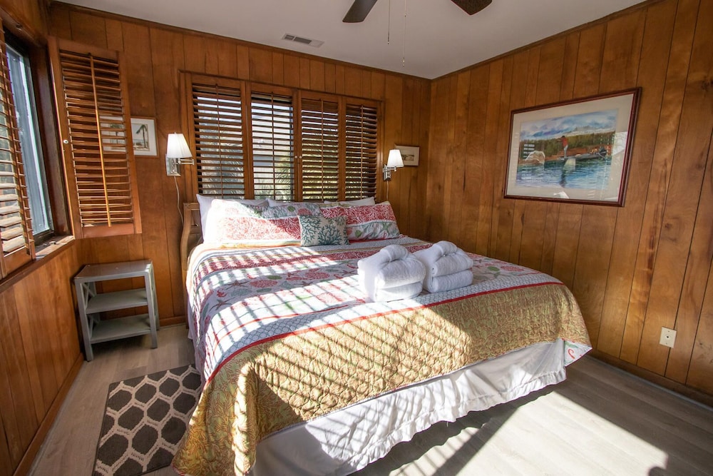 702 Tautog Road view 4