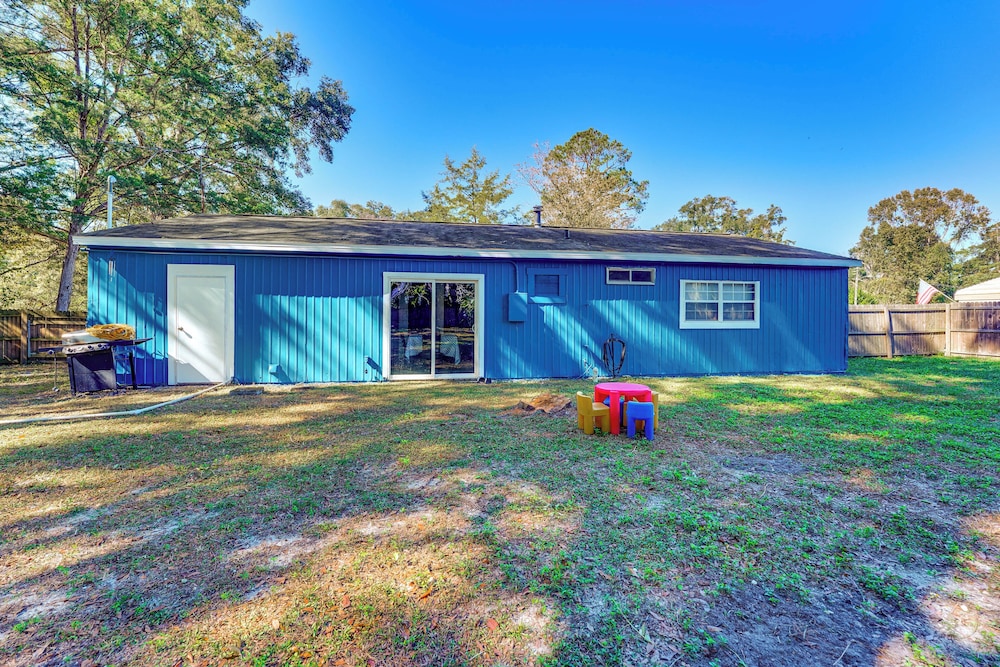 Kayak, Snorkel & More: Quiet Home in High Springs!