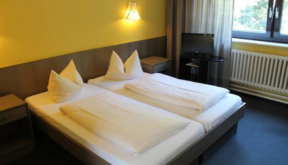 Berlin Vacations - Motel  Rasthof Grunewald - Property Image 6