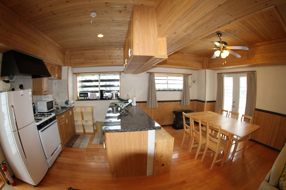 Hakuba Powder Cottages
