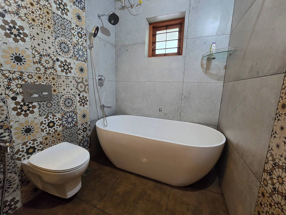 Acrewood Farmhouse - Pool Villa