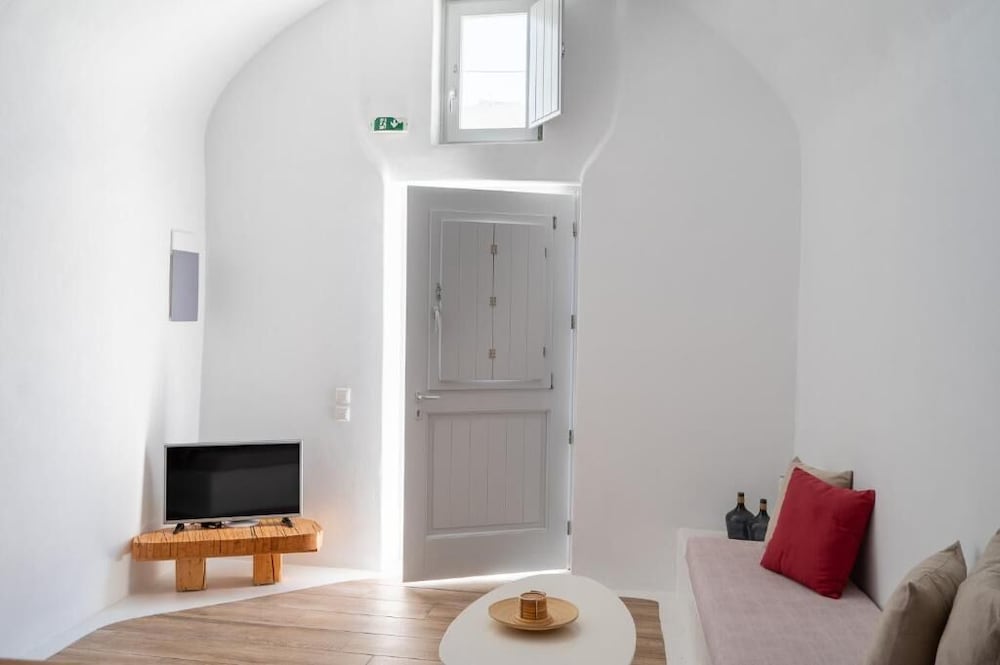 Karpimo Suites