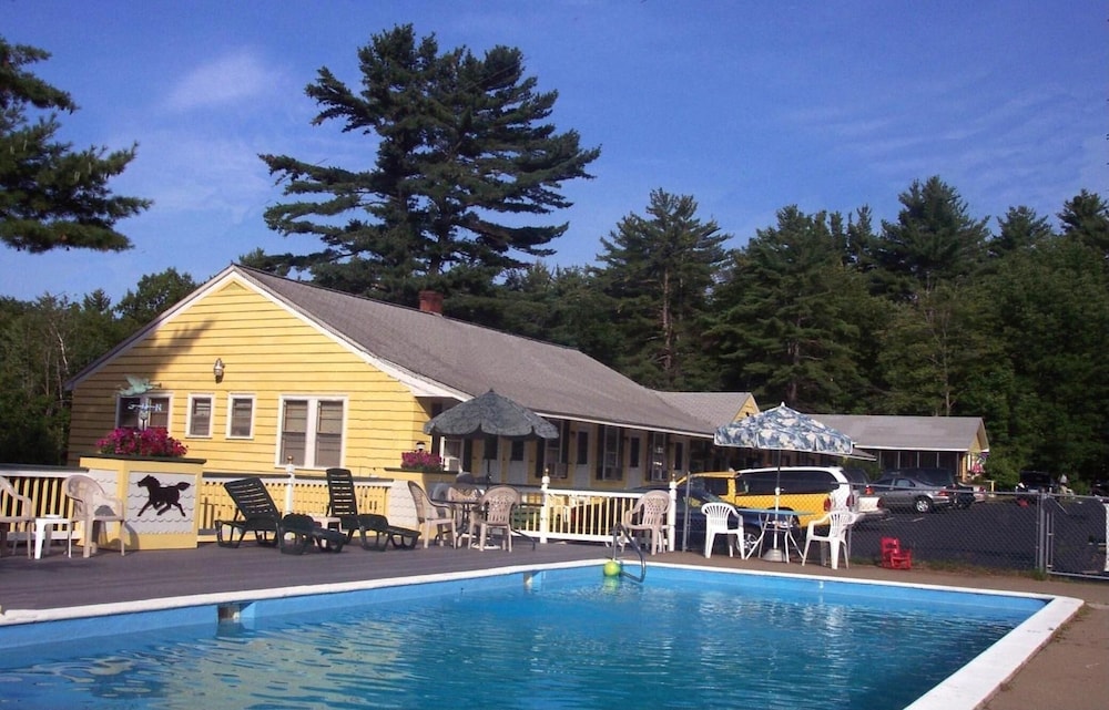 Lake Winnipesaukee Motel