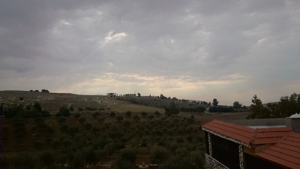 Town of Nebo Hotel