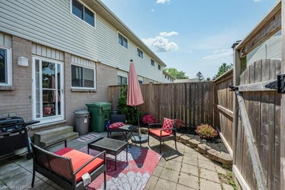 outdoor bbq area