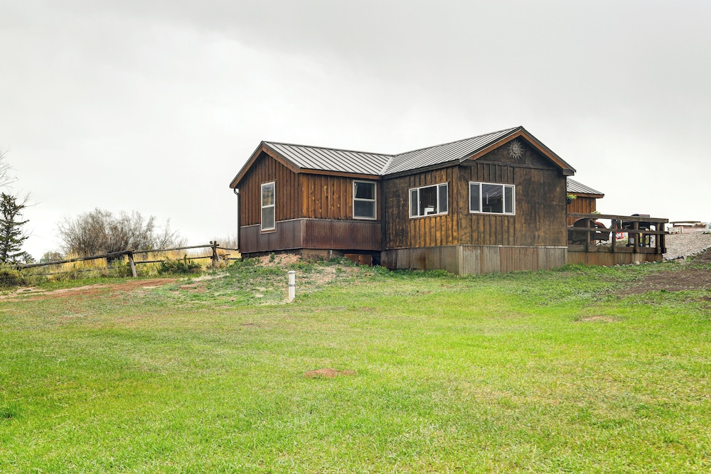 Fishing & Views: 'river Paradise' in Dubois!