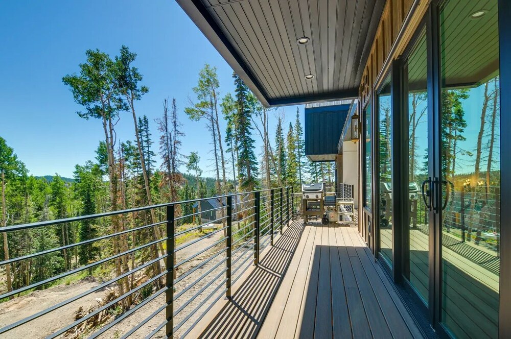 Beaver Vacations - Alpine  Mountain Escape - Property Image 7