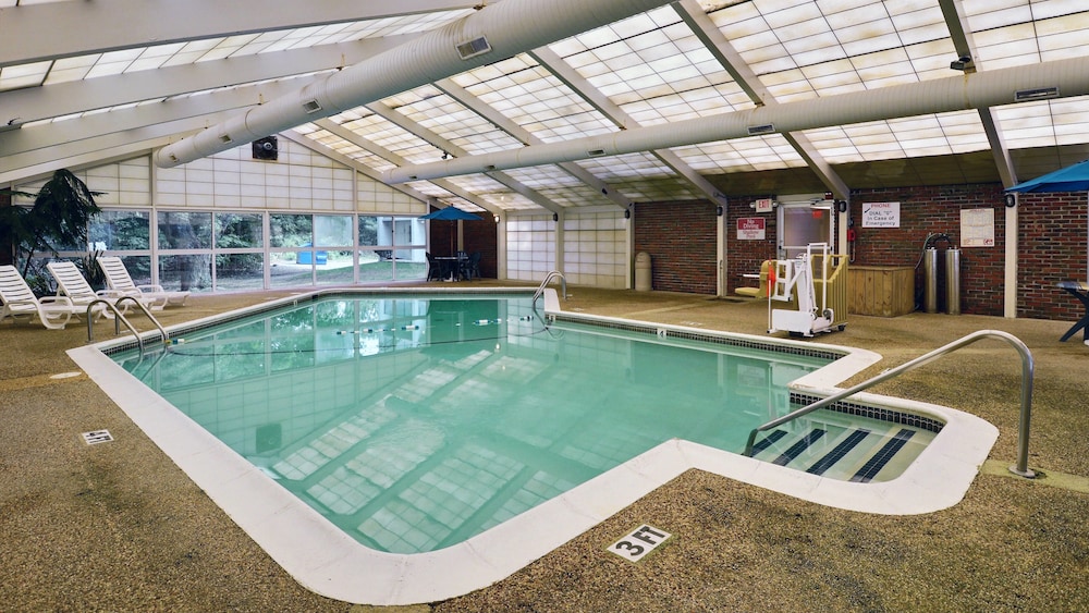 Motel 6 Danvers, MA - Boston North