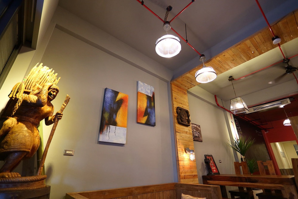 Corner House - Hostel