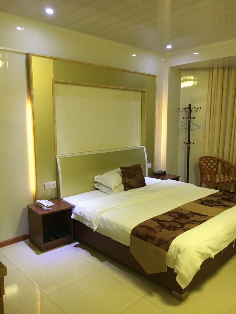 Conghua Jingxiuwenquan Hotel view 2