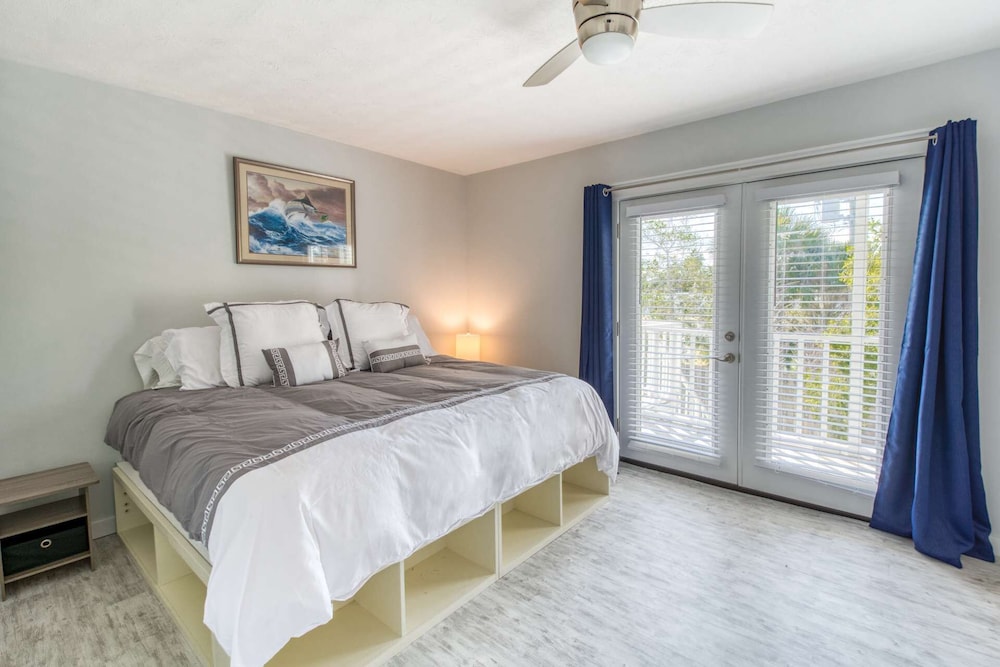 Davis Shores view 3
