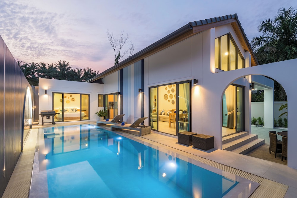 Aonang Selena Pool Villa