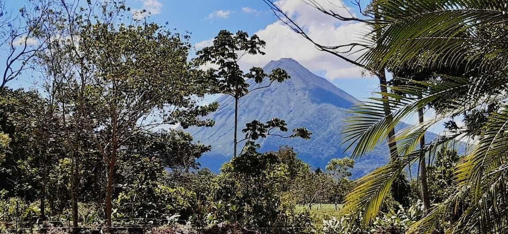 HOTEL TANGARA ARENAL