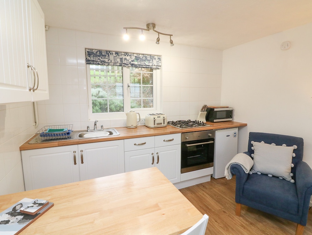 Martin Cottage view 5