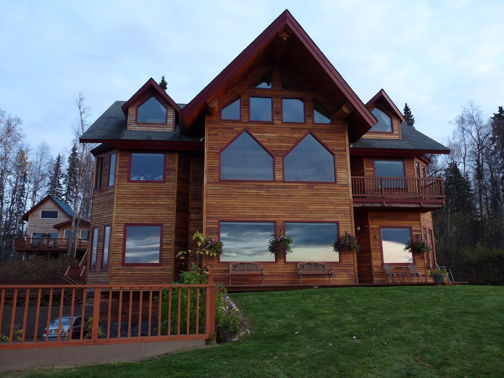 Hotel Denali Overlook Inn - Image 1