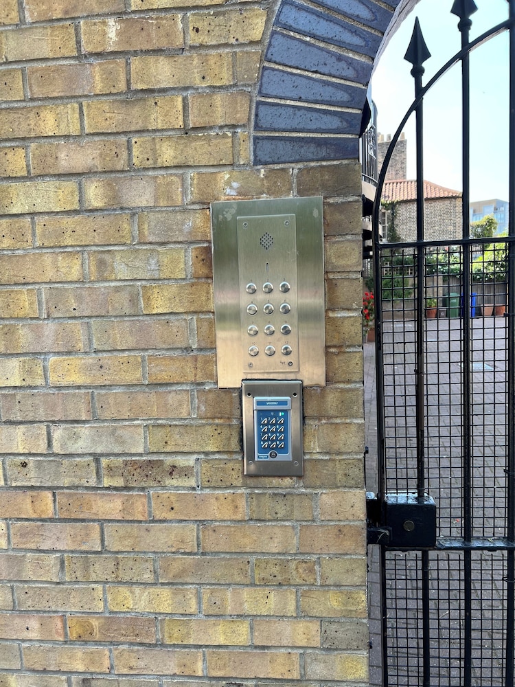 3BR Tower Bridge Parking WiFi