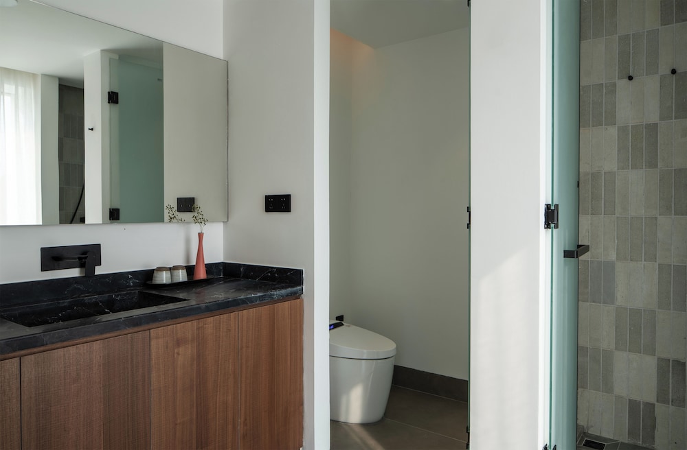 Miyue Shenzhen Tianlu Secret Wild Wizard Holiday Hotel