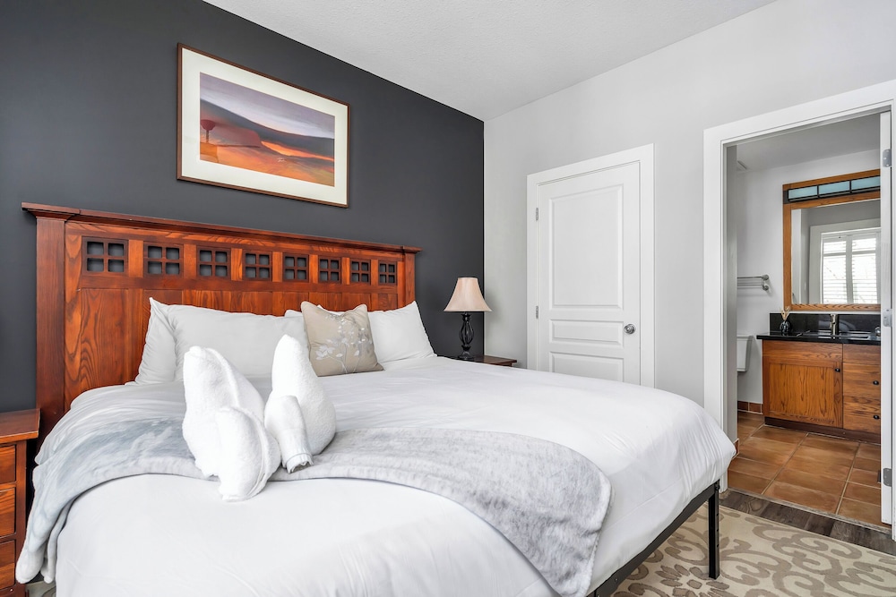Rivergrass Condos
