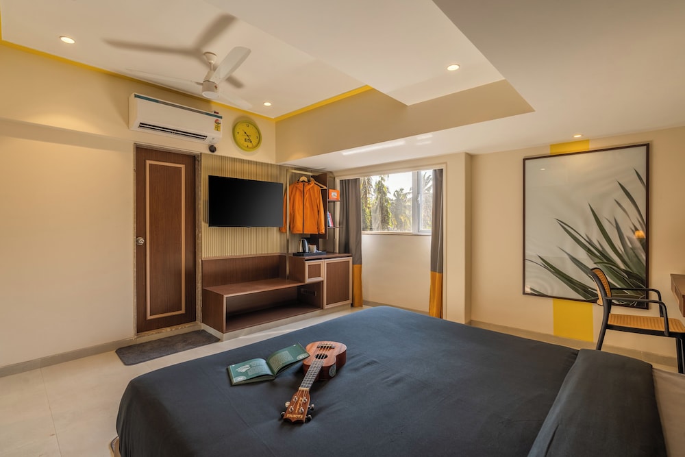 The Hosteller Mumbai, International Airport
