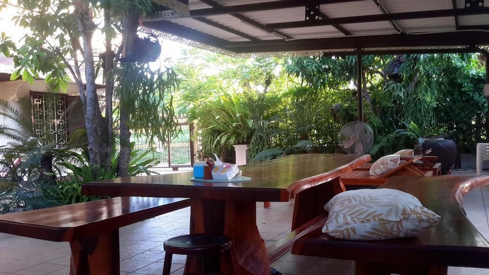 Maliwan Holiday Home