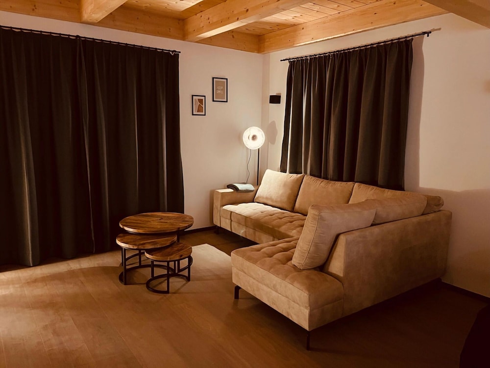 Beautiful Chalet With Sauna
