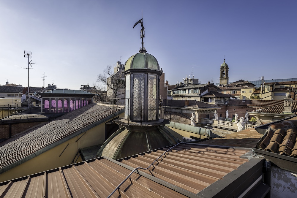 Montenapoleone – RentClass Gloria